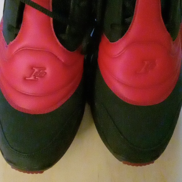 Reebok Answers (A.I.'s) Red & Black-DMX..size 12. - Picture 2 of 10